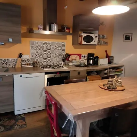 Holiday home Maison Proche De Lacs Entouree De Bois Et Forets Lacaune