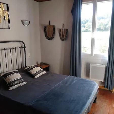 Maison Proche De Lacs Entouree De Bois Et Forets Holiday home *