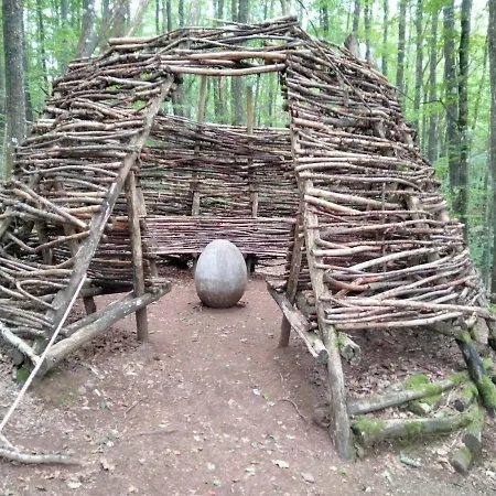 Maison Proche De Lacs Entouree De Bois Et Forets Holiday home